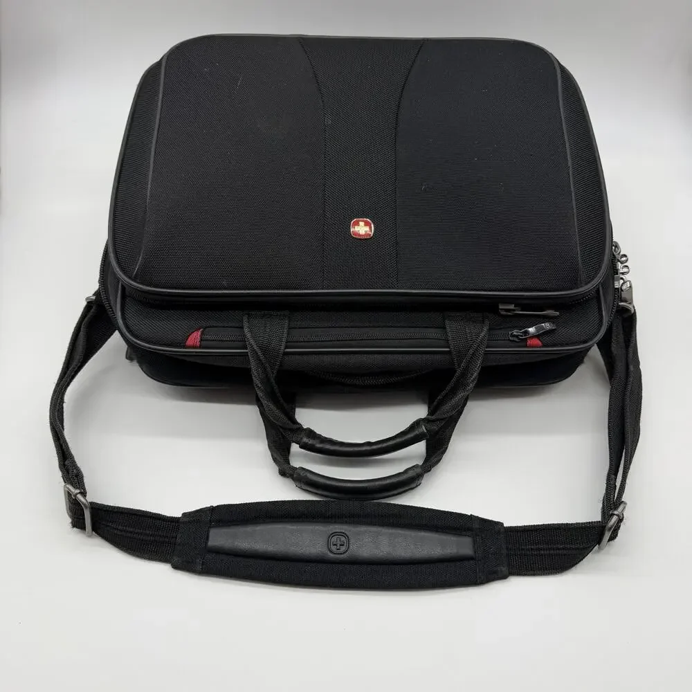 Wenger SwissGear pre owned
